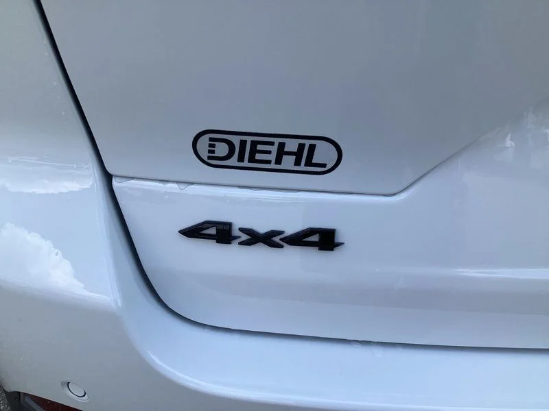 New 2026 Bright White Clearcoat Jeep Laredo Altitude image 12