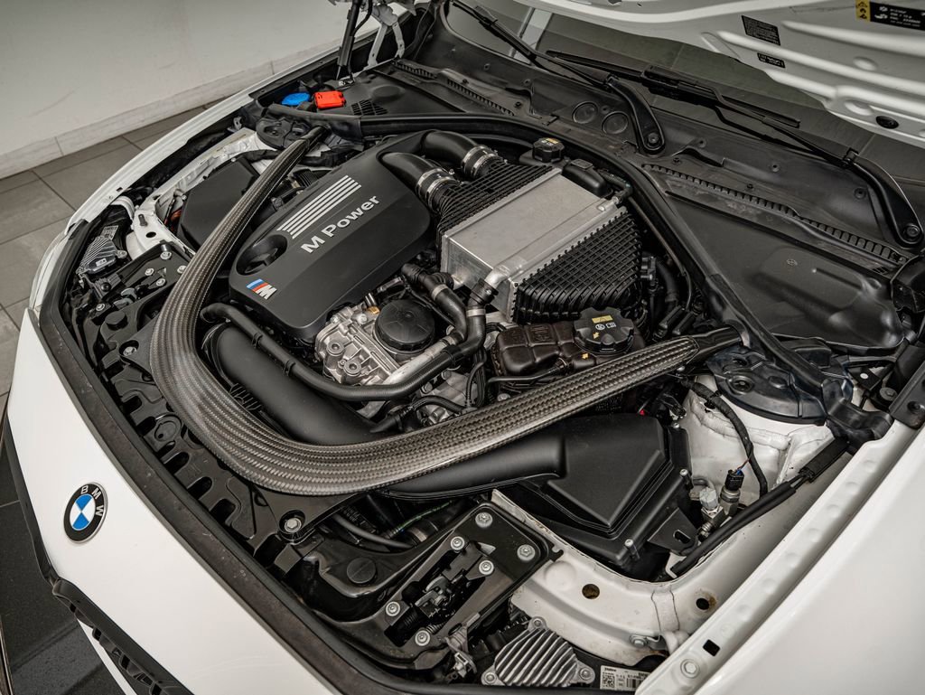 Used 2020 Alpine White BMW Competition image 47