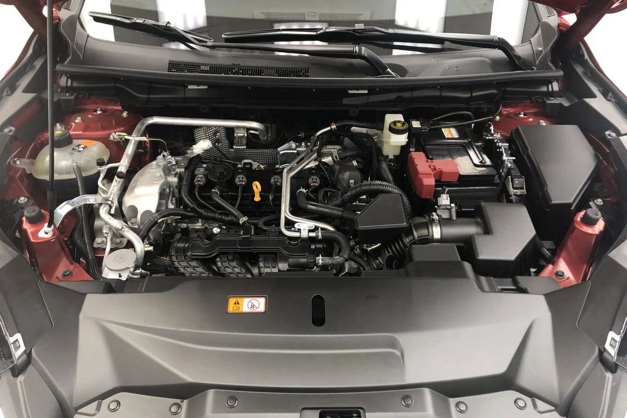Used 2022 Red Diamond Mitsubishi  image 29