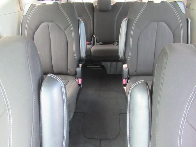 Certified Used 2023 Gray Chrysler LX image 33