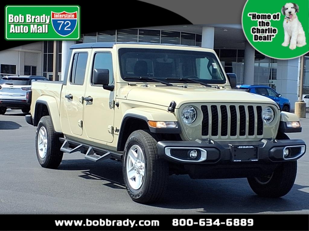 2022 Jeep Gladiator Sport S's photo