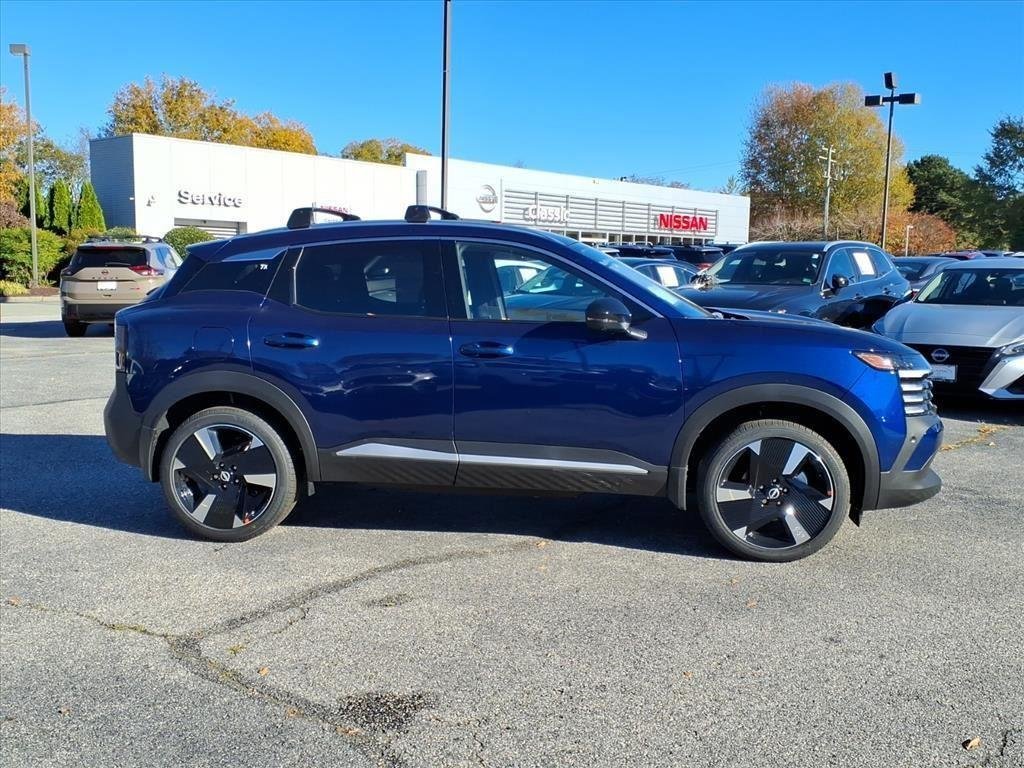New 2026 Deep Blue Pearl Nissan SR image 4