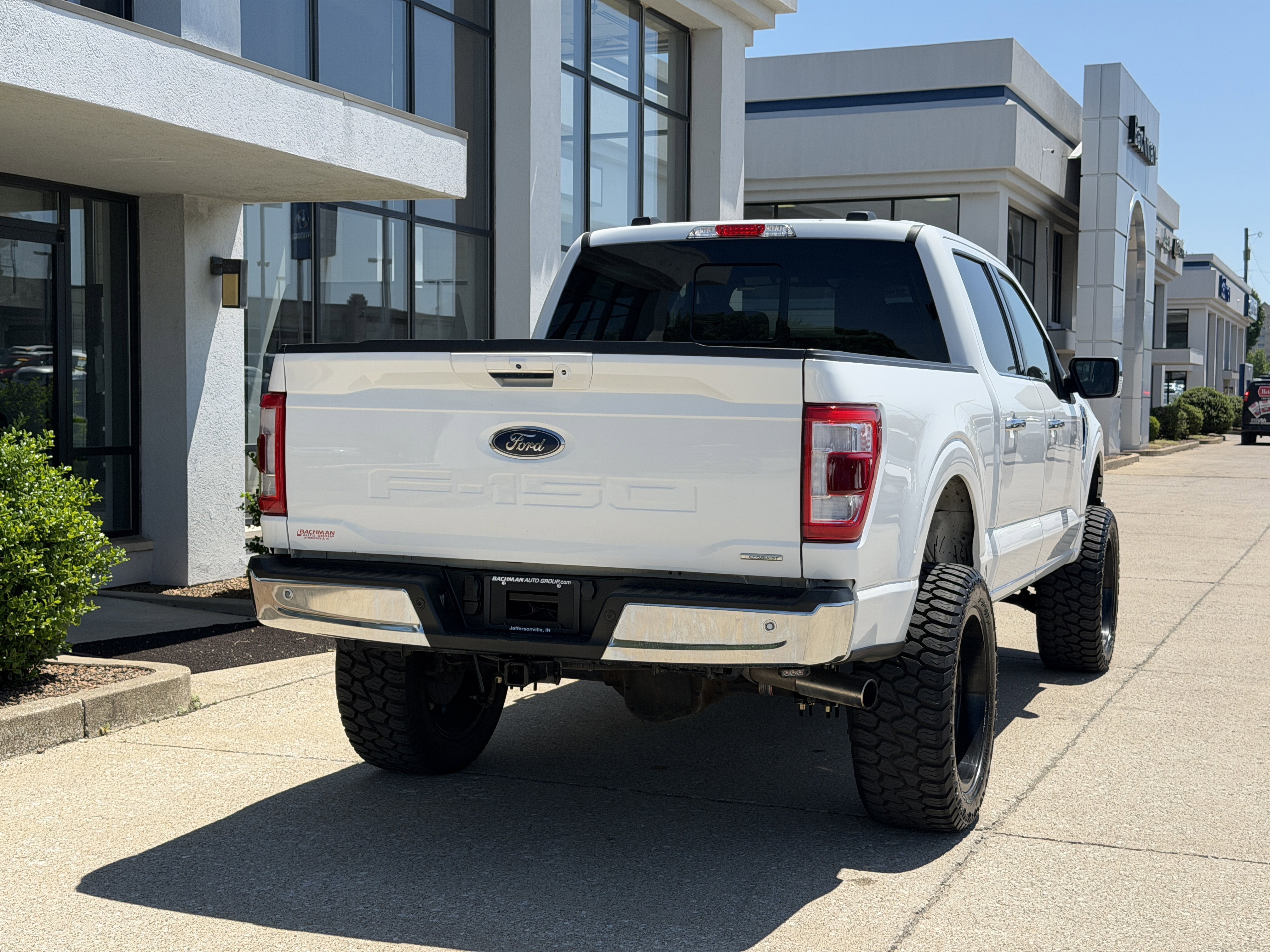 Used 2023 Oxford White Ford LARIAT image 5