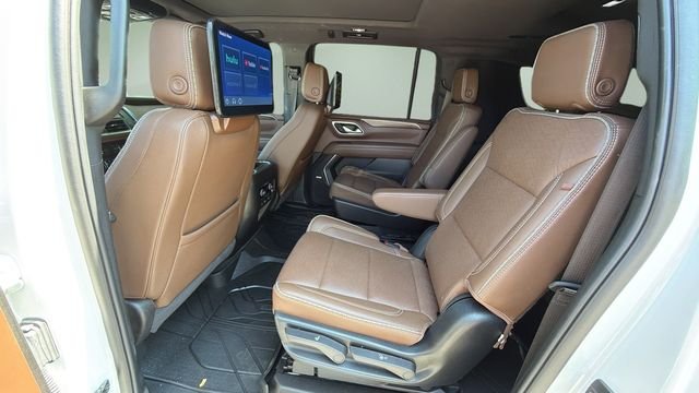 Used 2024 Beige Chevrolet High Country image 20