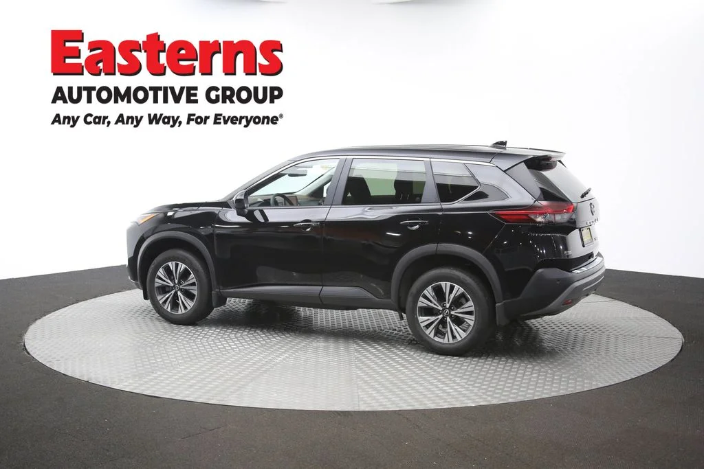 Used 2023 Black Nissan SV image 63