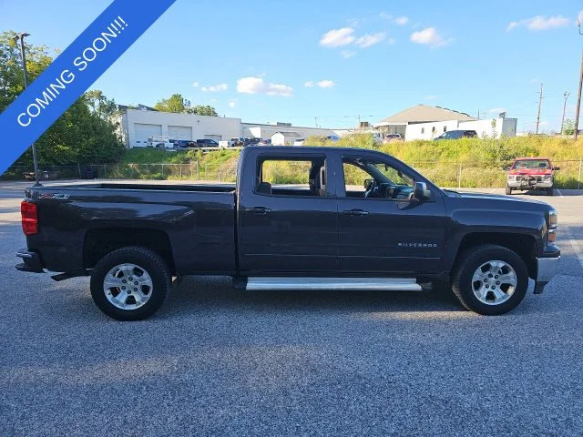 Used 2015 Gray Chevrolet LT image 2