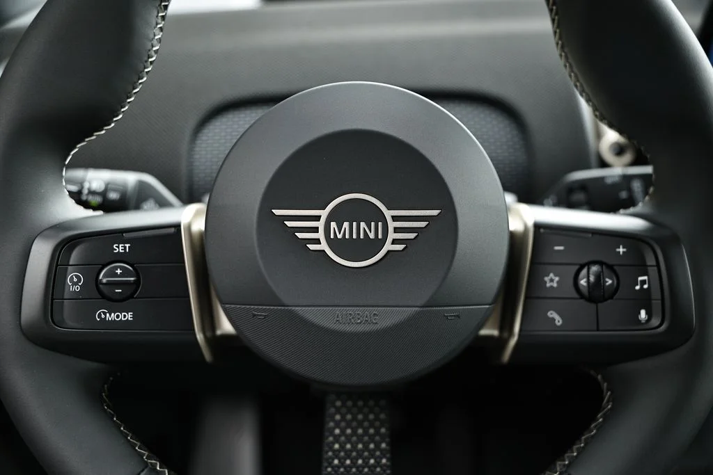 New 2027 Indigo MINI Signature Plus image 34