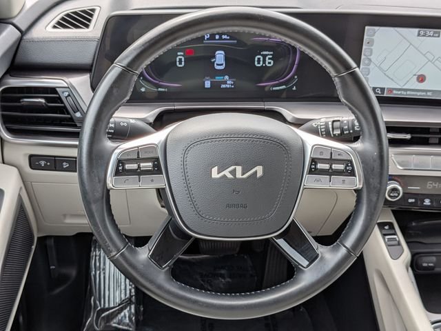 Certified Used 2024 Black Kia S image 33