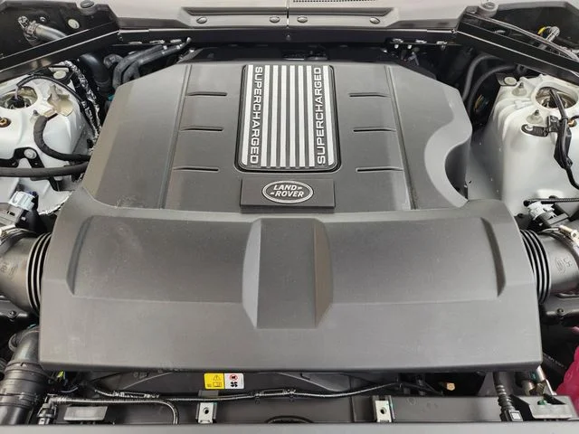 New 2026 Fuji White Land Rover V8 image 31