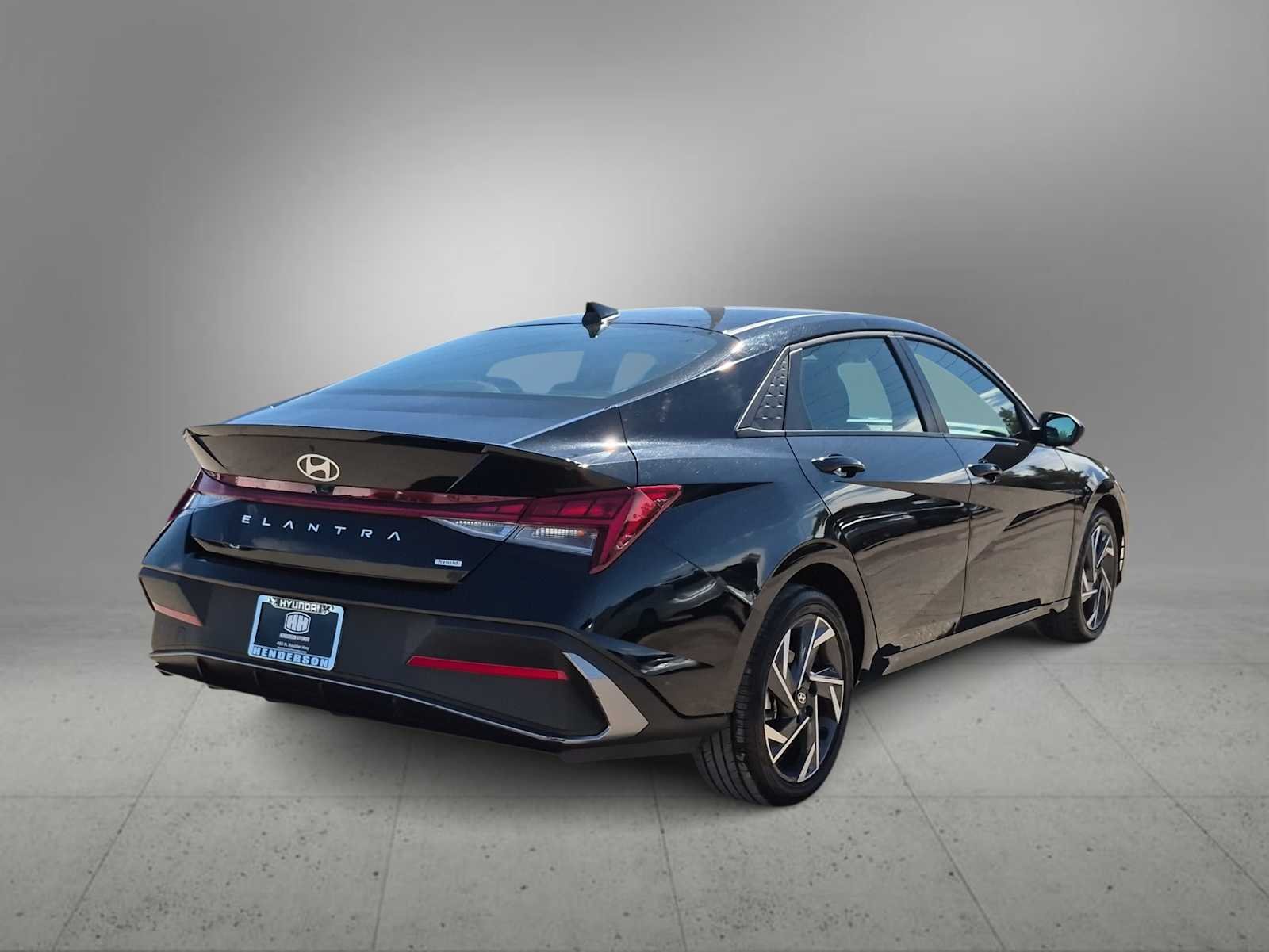 Certified Used 2025 Abyss Black Hyundai SEL Sport image 8