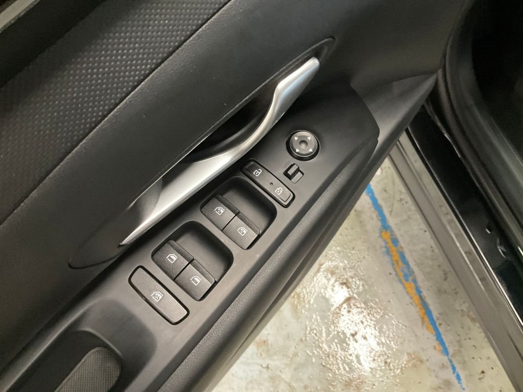 Certified Used 2023 Black Hyundai SEL image 16