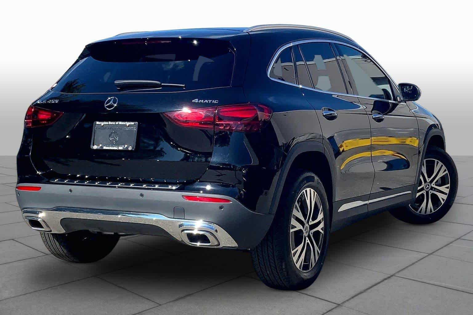 New 2026 Night Black Mercedes-Benz GLA 250 image 13