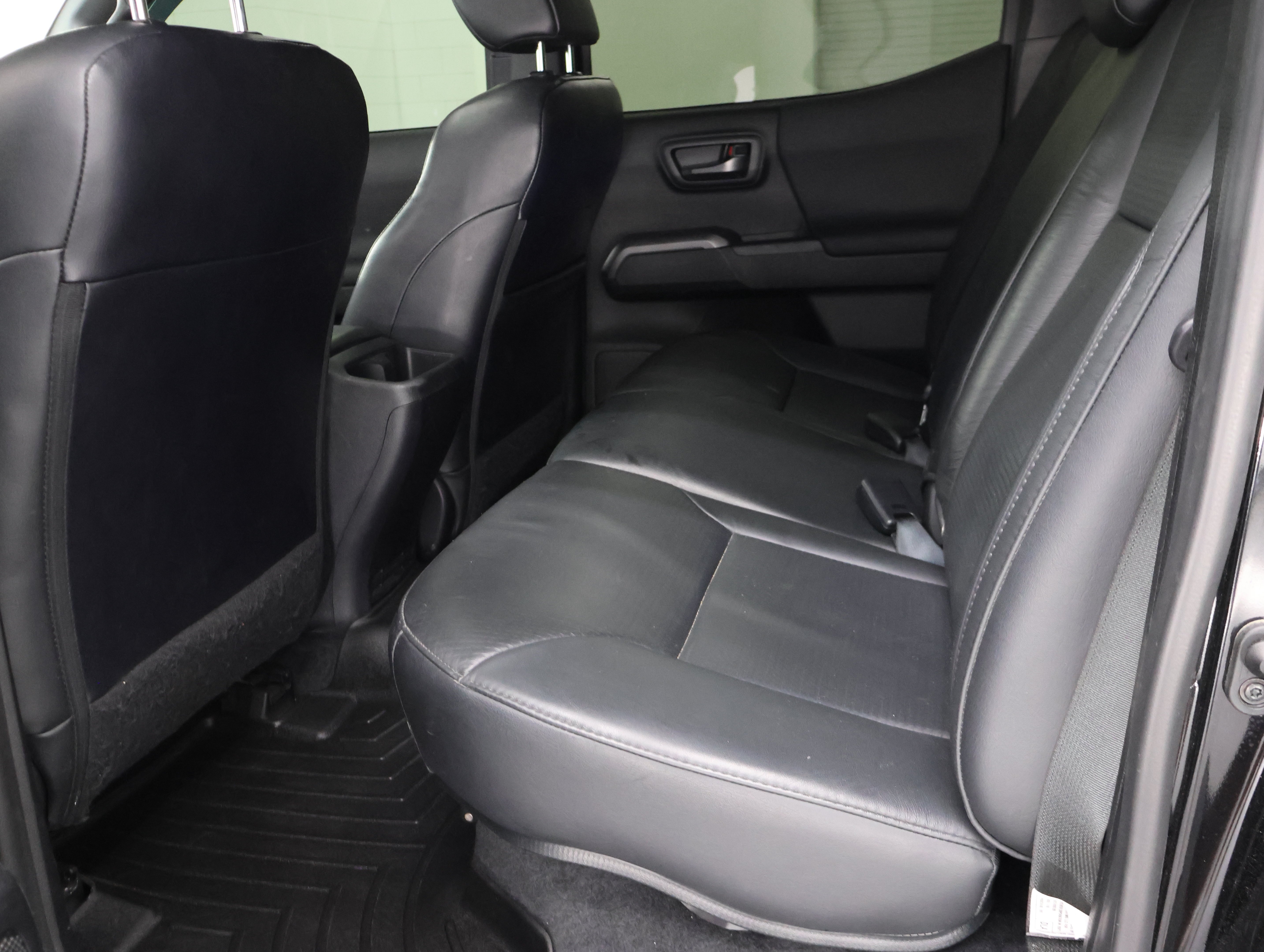 Used 2021  Toyota  image 9