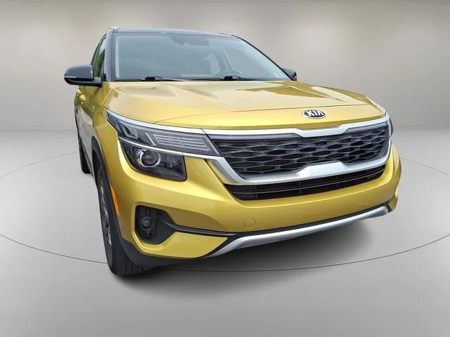Used 2021 Yellow Kia S image 2
