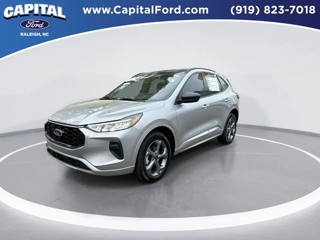Used 2023 Silver Ford ST-Line image 4