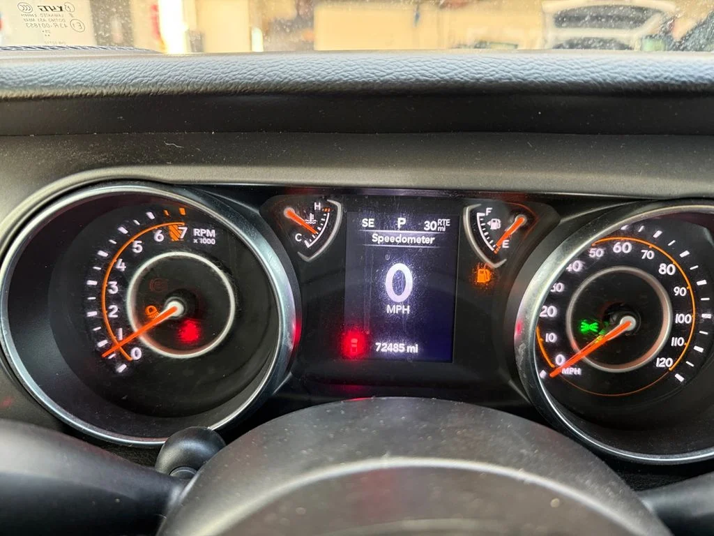 Used 2023 Black Jeep Sport S image 14