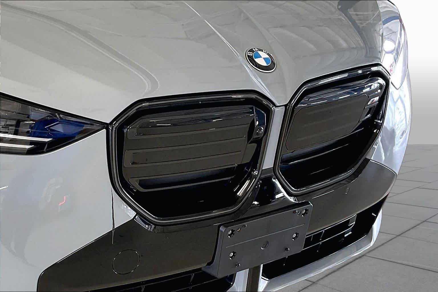 Used 2025 Brooklyn Grey Metallic BMW M50 xDrive image 30