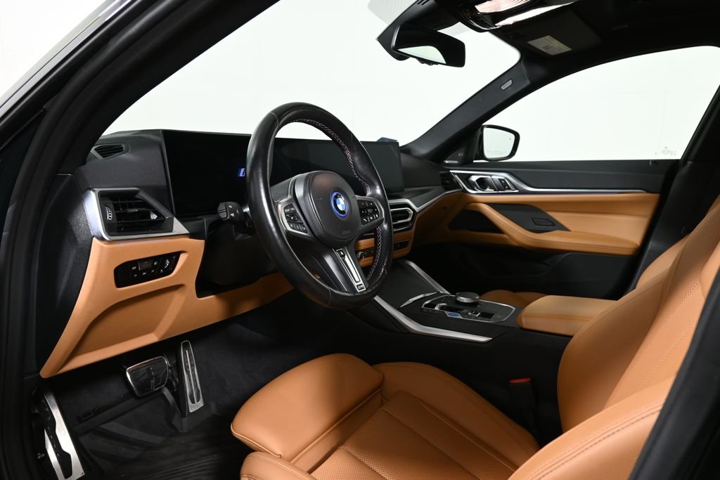 Certified Used 2024 Green Metallic BMW M50 image 4