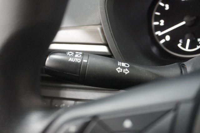 2025 Nissan Altima SV - Photo 25