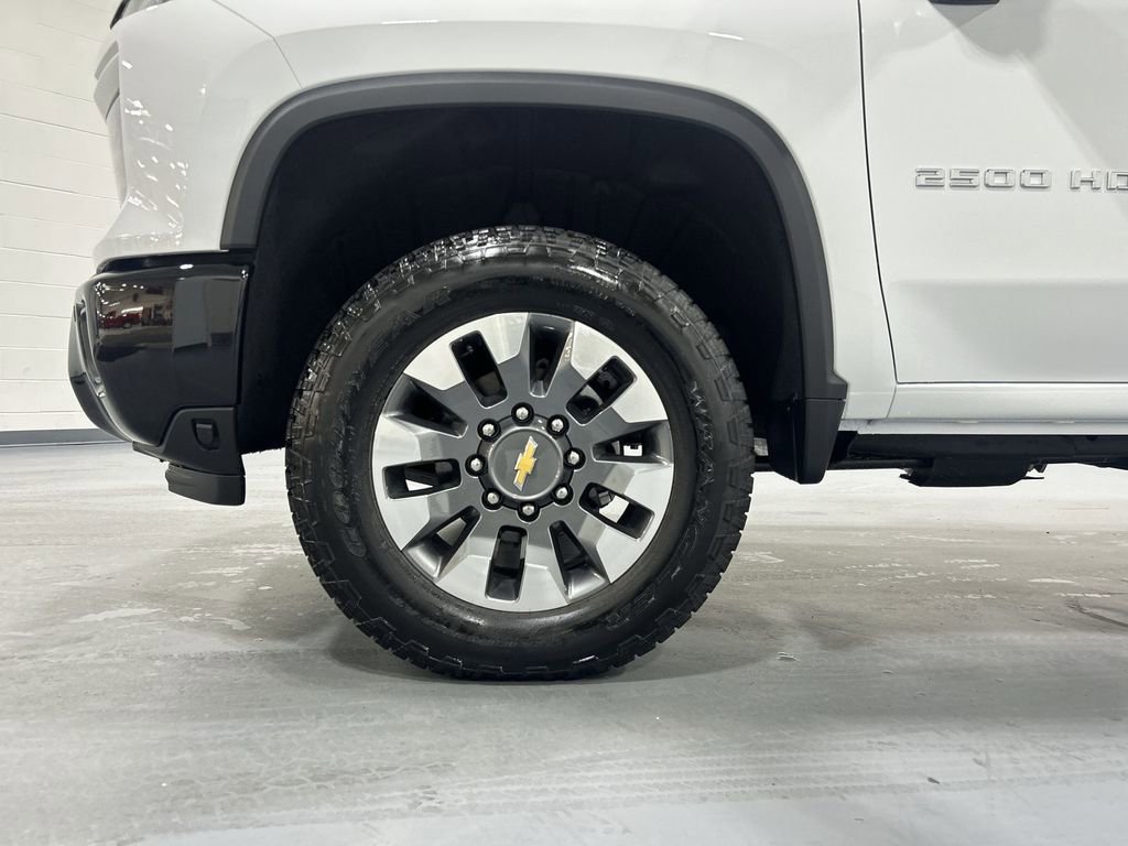 2025 Chevrolet Silverado 2500 HD Custom - Photo 18