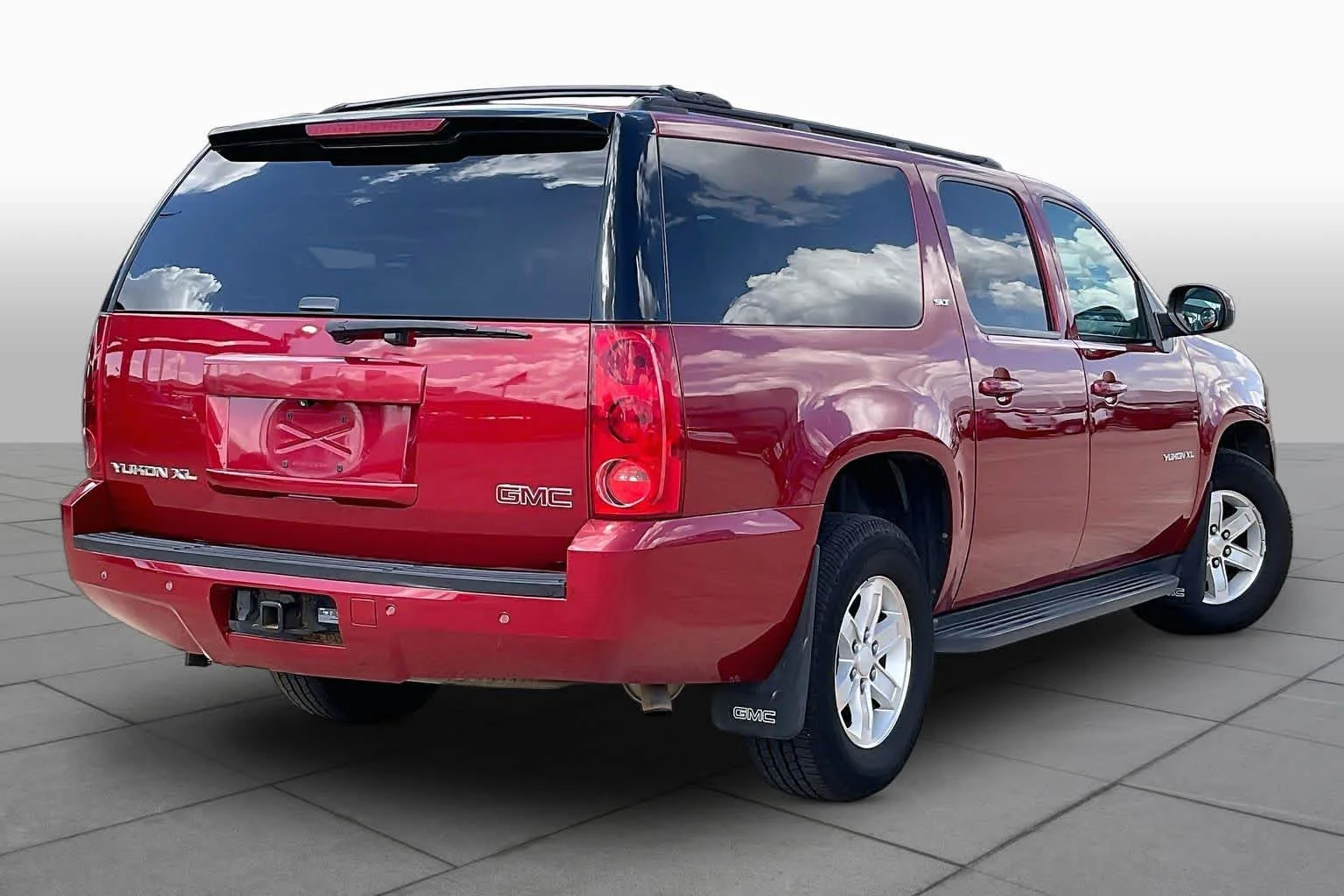 Used 2013 Crystal Red Tintcoat GMC SLT image 13