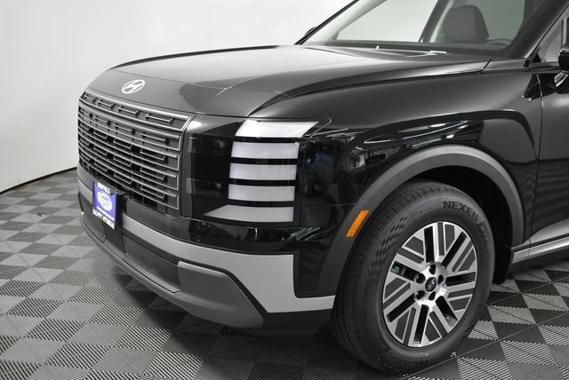 New 2026 Black Hyundai SEL 7P image 2