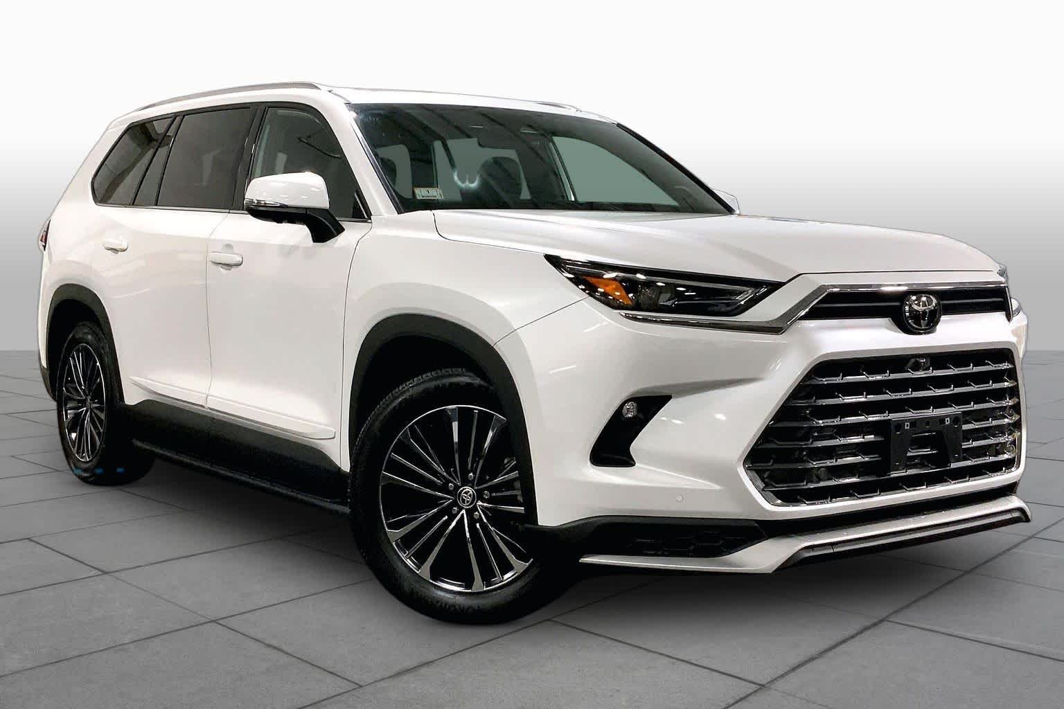 Used 2026 Wind Chill Pearl Toyota Hybrid MAX Platinum image 3
