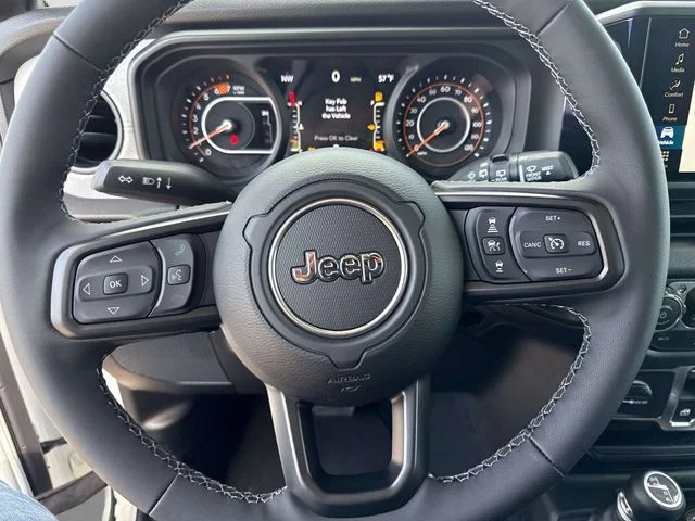 New 2026 Bright White Clear-Coat Exterior Paint Jeep Sport S image 22