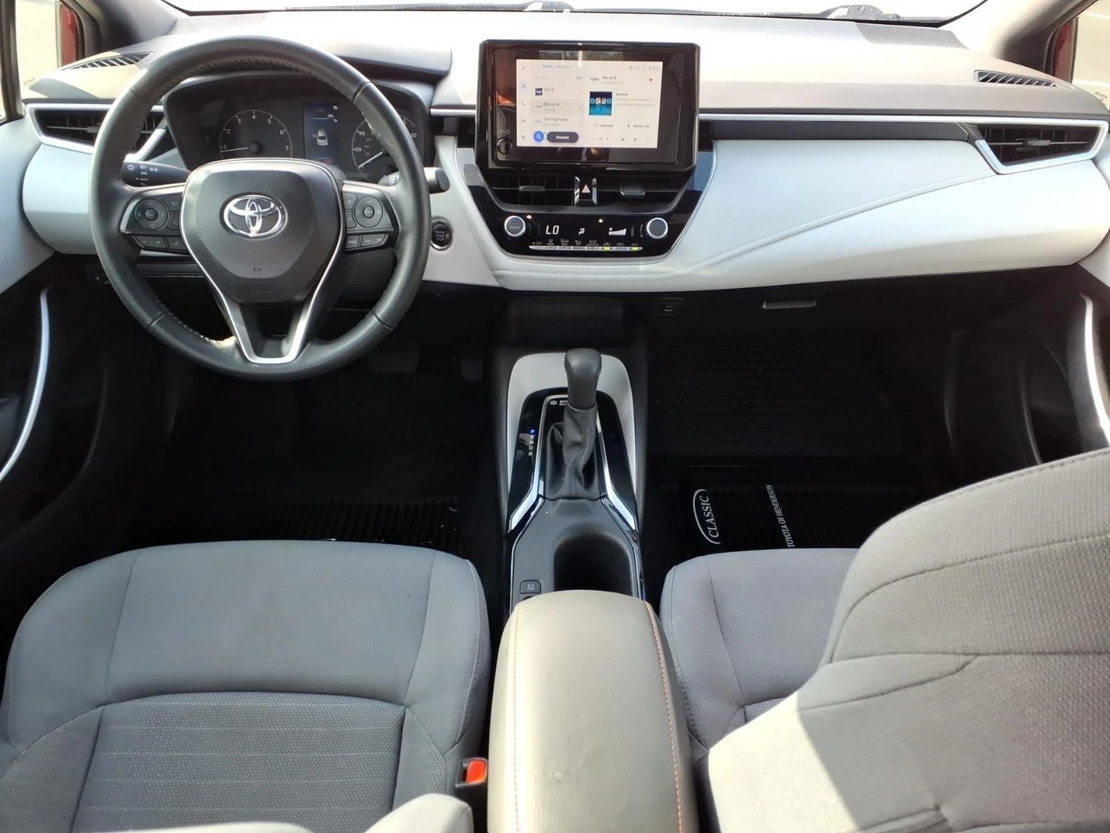 Used 2025 Ruby Flare Pearl Toyota SE image 17