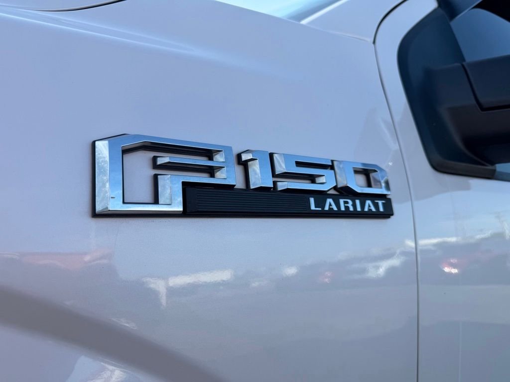 Used 2017 White Ford Lariat image 13
