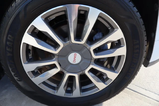 Used 2016 Summit White GMC Denali image 48
