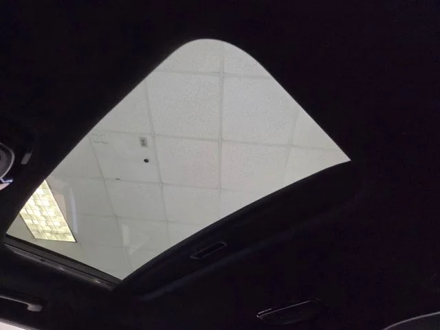Used 2022 Silver Hyundai Calligraphy image 20
