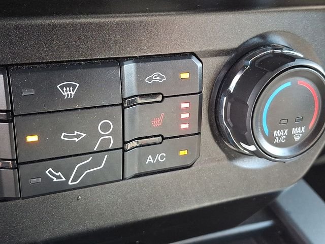 Used 2020 Blue Ford XLT image 26