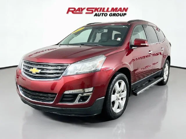 Used 2017 Red Chevrolet 1LT image 3