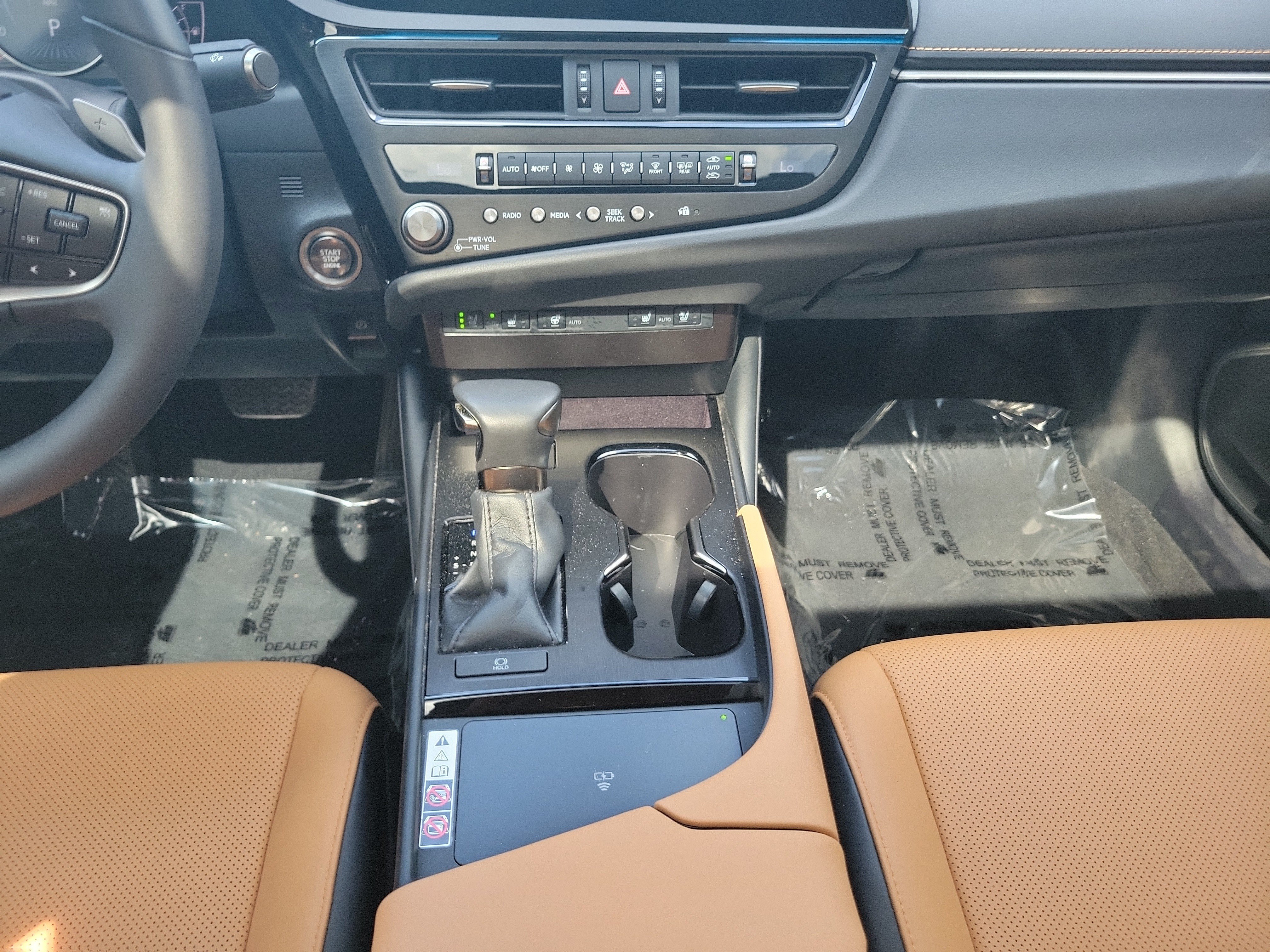 Certified Used 2023 IRIDIUM Lexus ES 250 image 18