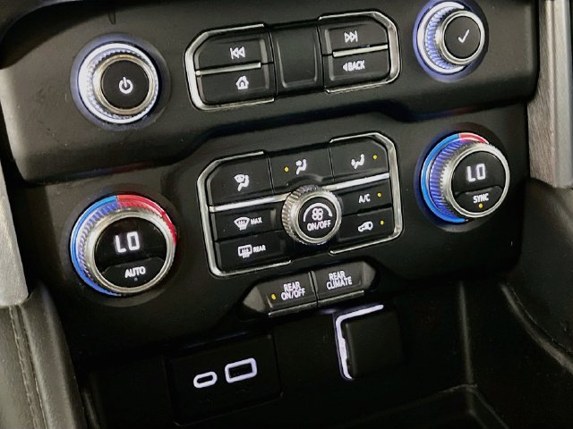 2022 GMC Yukon XL SLE - Photo 19