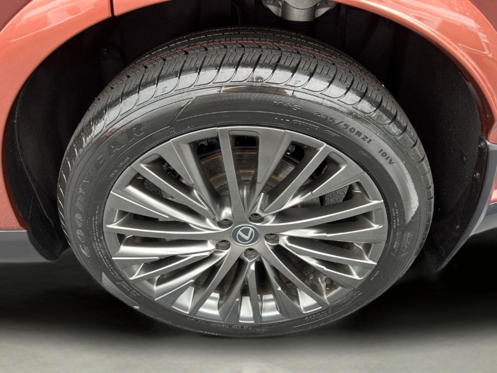 2023 Lexus RX 350 - Photo 21