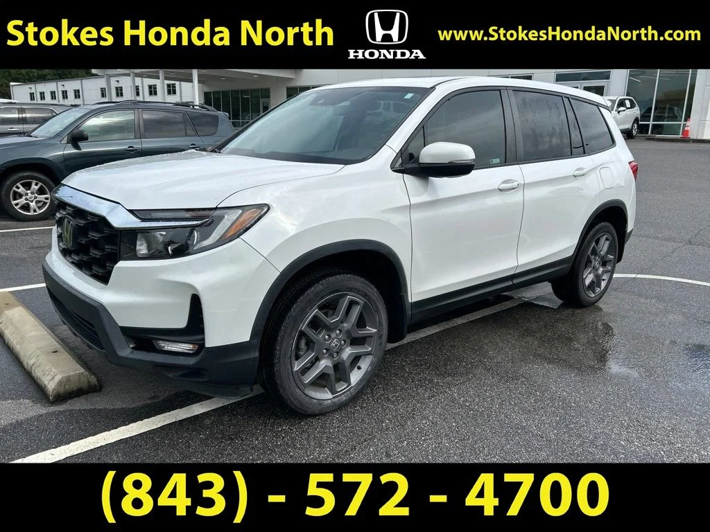 Used 2023  Honda EX-L image 2