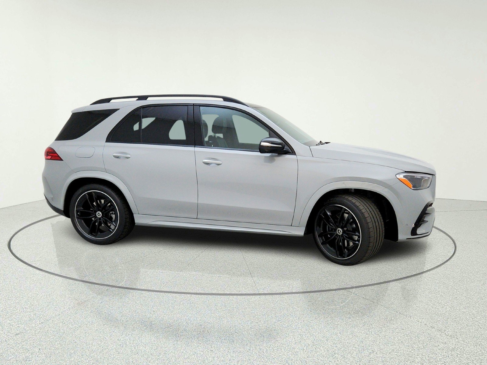 New 2026 MANUFAKTUR Alpine Grey Mercedes-Benz GLE 450 4MATIC® SUV image 6