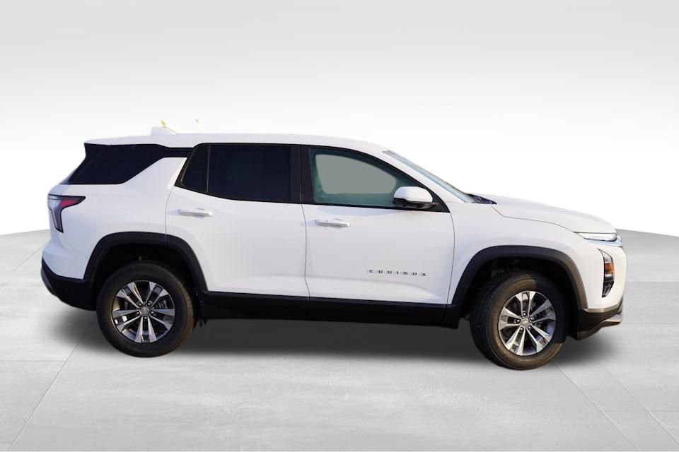 2026 Chevrolet Equinox LT - Photo 2