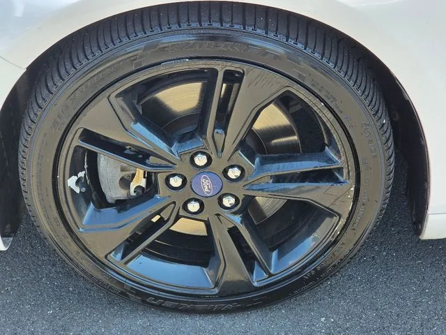 Used 2017 White Ford Sport image 18
