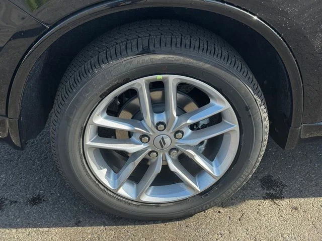 New 2026 Diamond Black Clear-Coat Exterior Paint Dodge GT PLUS image 12