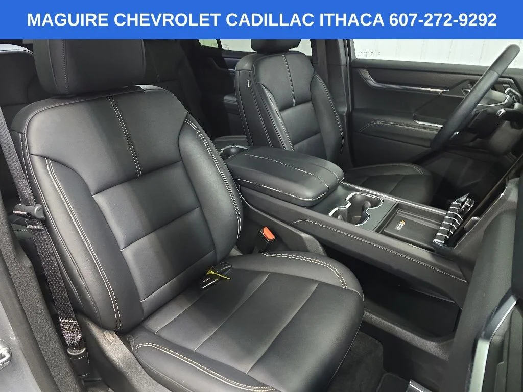 Used 2024 Silver GMC Elevation image 14