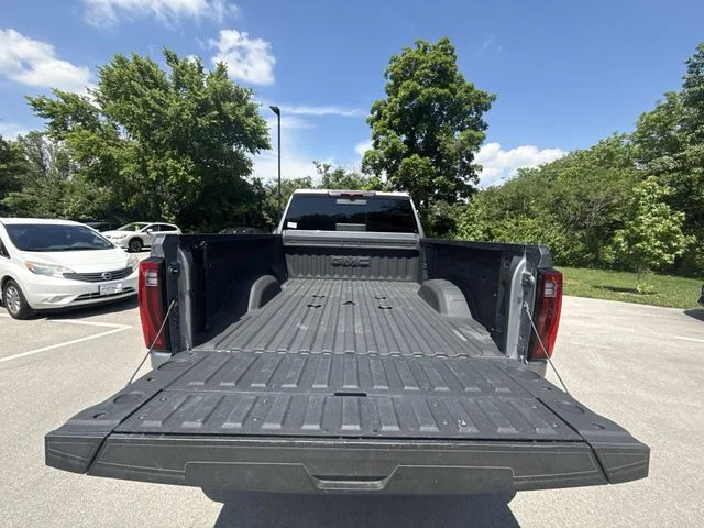 Used 2024 Silver GMC SLT image 23