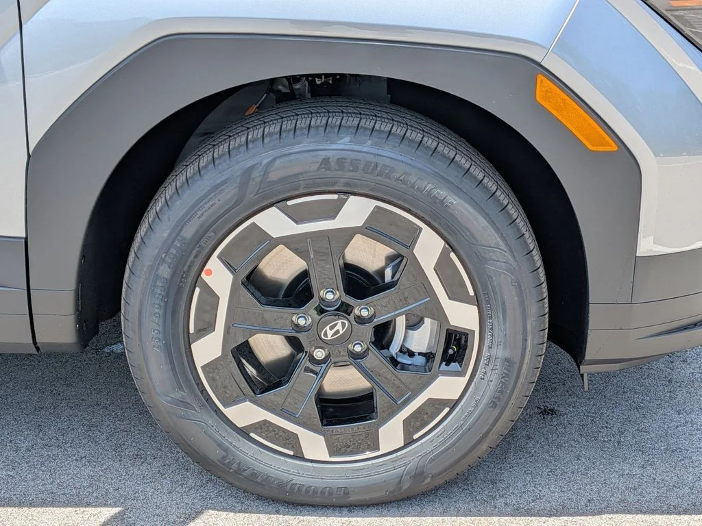 New 2026 Silver Hyundai SEL image 9