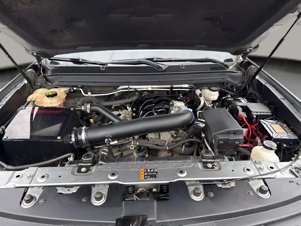 Used 2022 Gray Chevrolet Z71 image 19