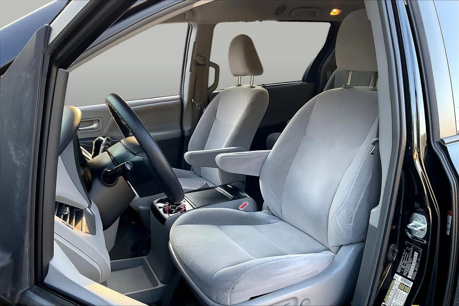 Used 2015 Attitude Black Toyota LE image 8