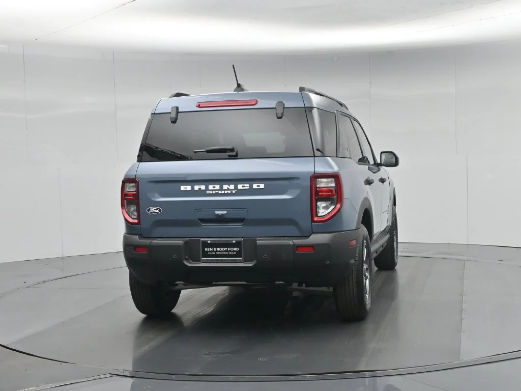 New 2026 Azure Gray Metallic Tri-Coat Ford Big Bend image 53
