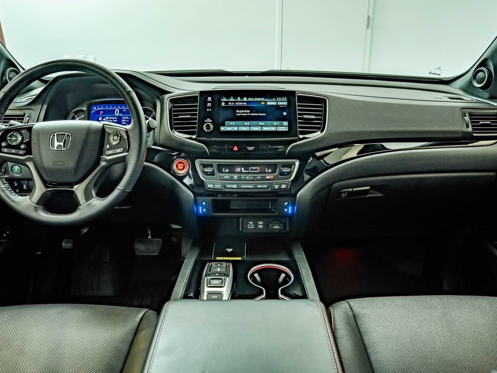 Used 2024 Platinum White Pearl Honda Black Edition image 30