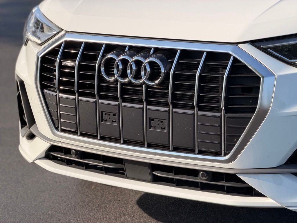 Used 2025  Audi Premium image 10